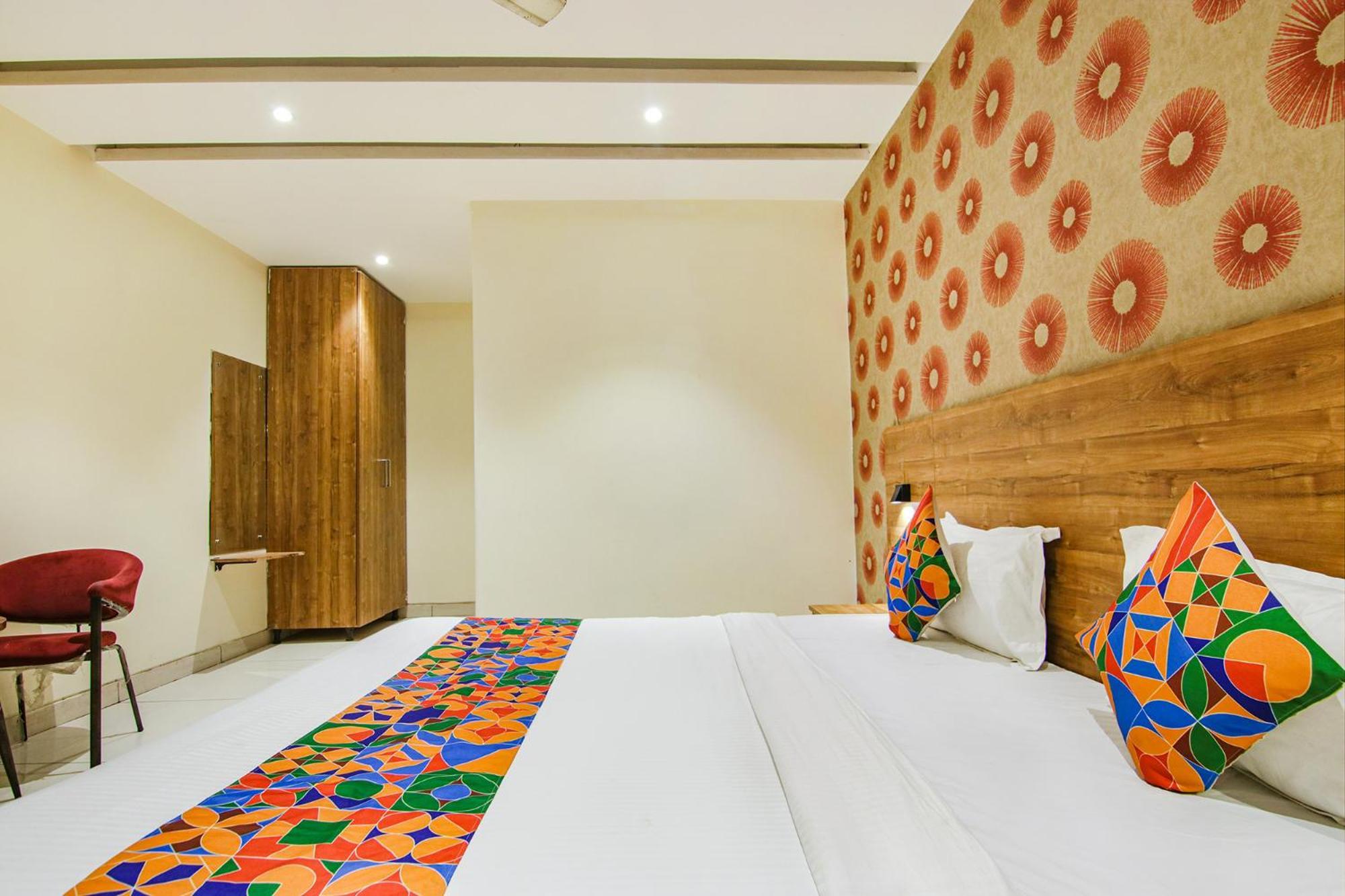 Fabhotel Golden Glory Nueva Delhi Exterior foto