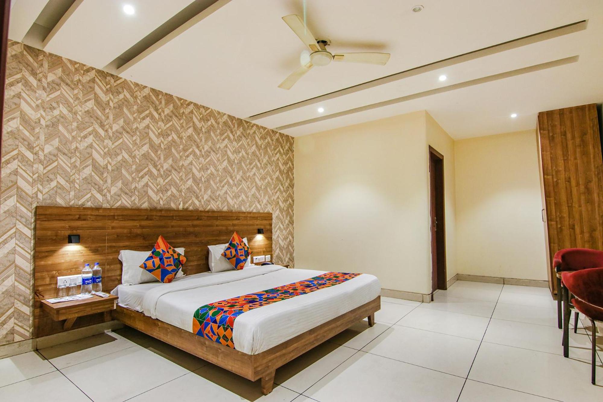 Fabhotel Golden Glory Nueva Delhi Exterior foto