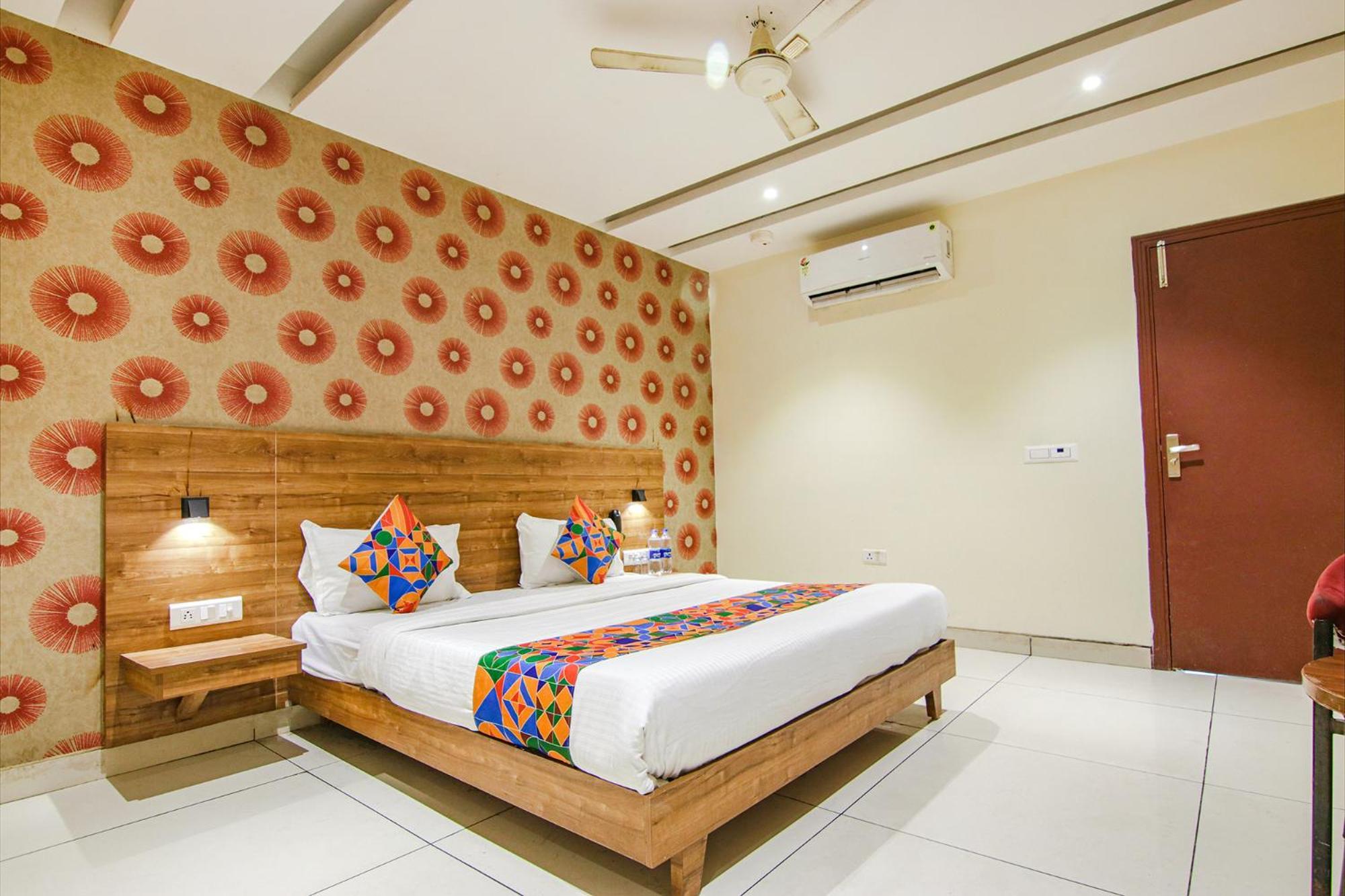 Fabhotel Golden Glory Nueva Delhi Exterior foto
